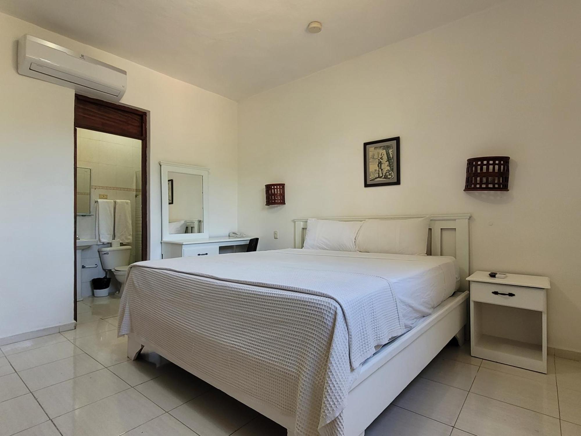 Drake Bolivar Santo Domingo Exterior foto